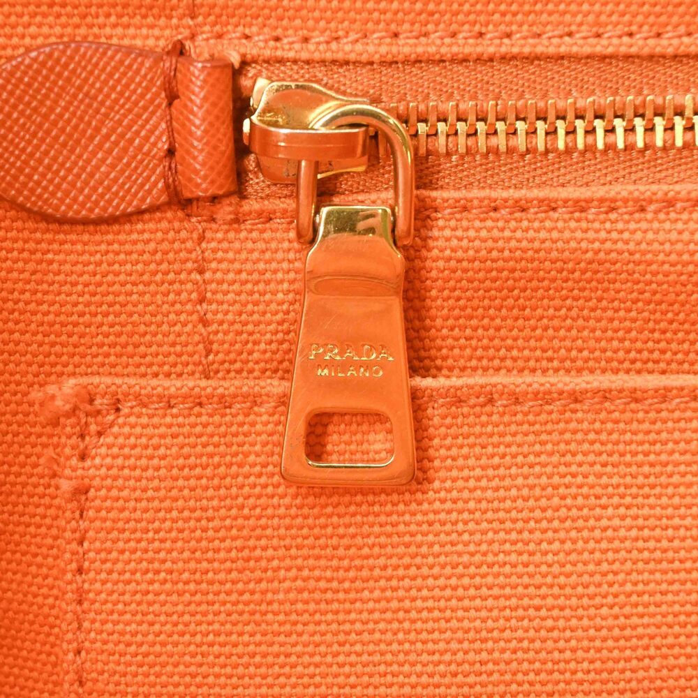 PRADA Bag - Picture 13 of 16
